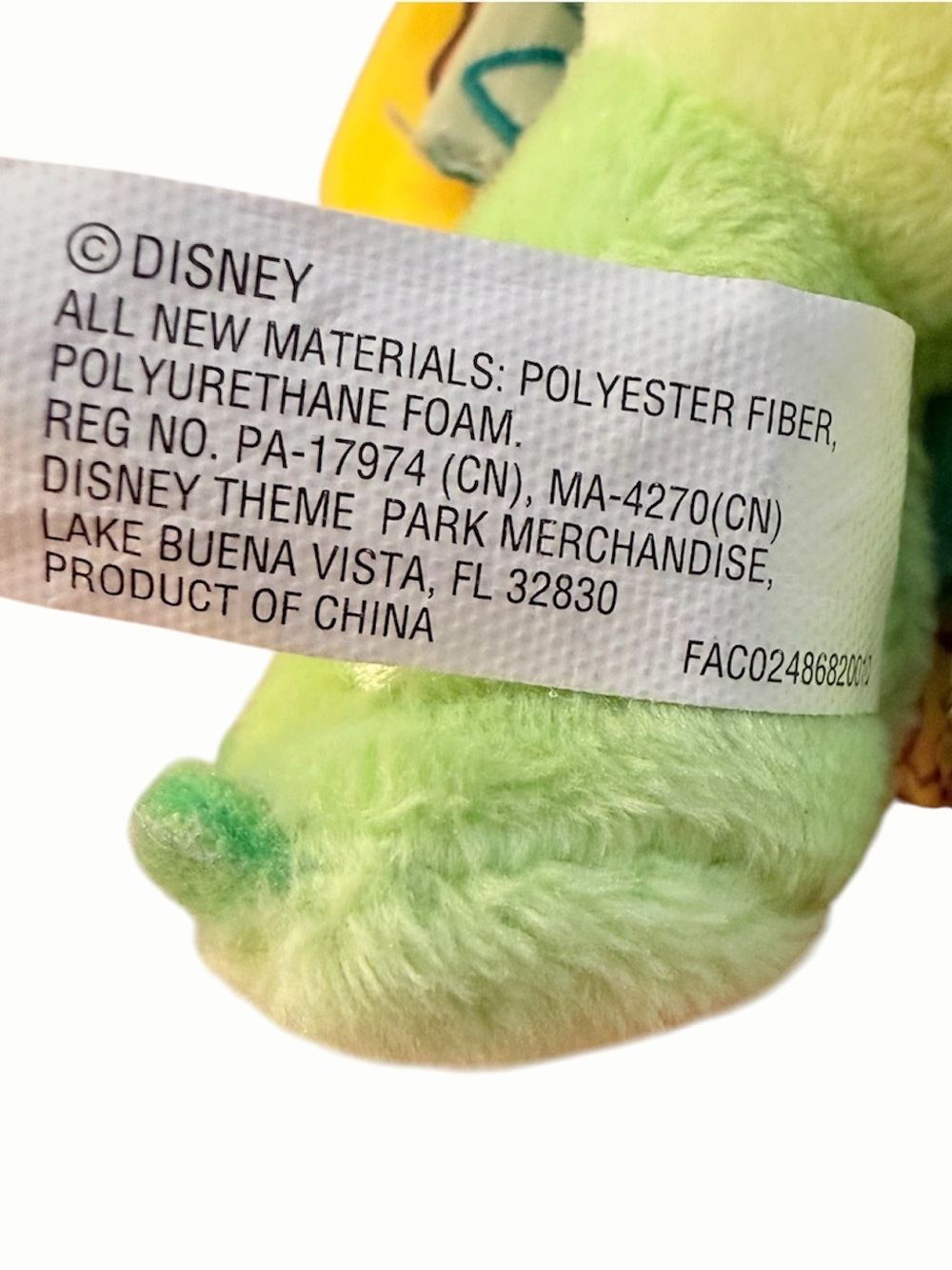 Disney Aulani Hawaii Olu Mel Turtle Ukulele Inner Tube Plush Keychain Bag Charm - Picture 5 of 8